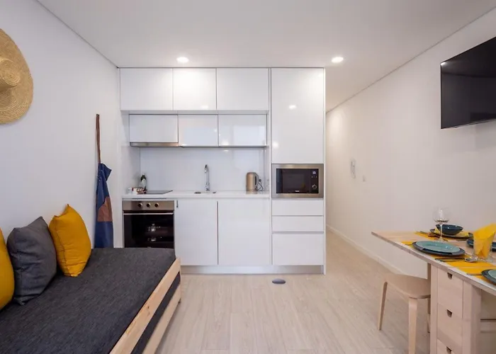 Kissen-appartement Im Historischen Zentrum By Interhome Apartment Aveiro